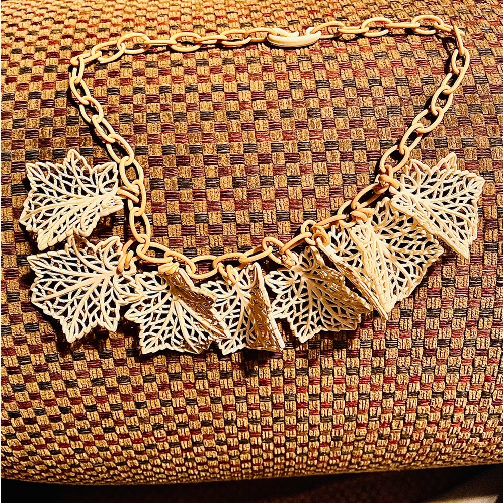 Vintage celluloid leaf necklace. Fantastic! Pristine!